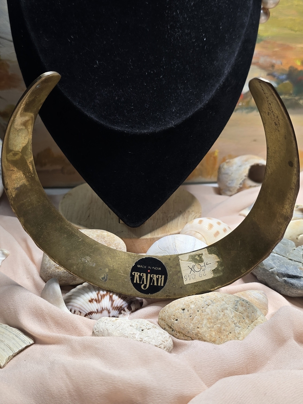 Vintage - RAJAH Brass Crescent Collar Necklace - Gold Tone
